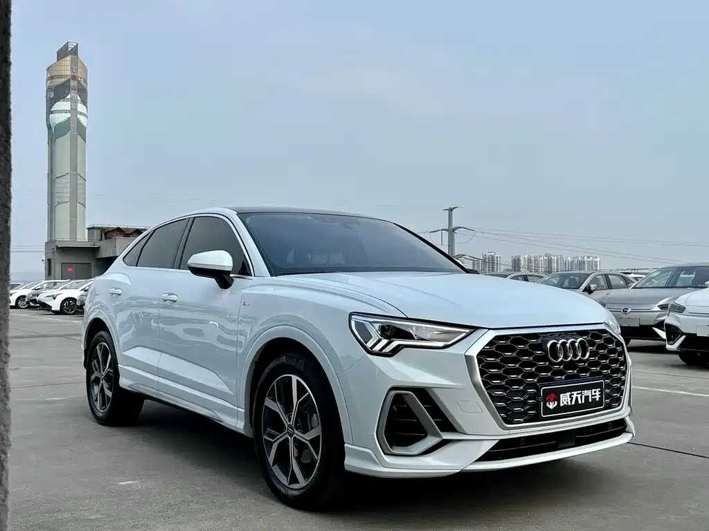 Audi Q3 Sportback 2021 из CN, фото 8