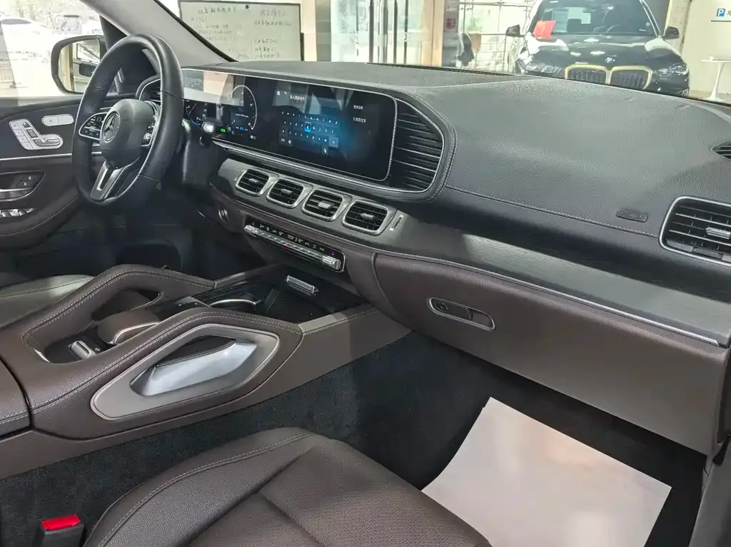 Mercedes-Benz GLE — фото 5