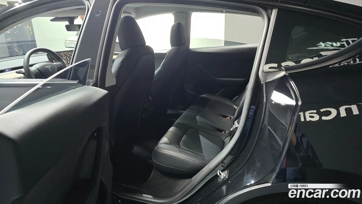 Tesla Model Y 2023 из KR, фото 5