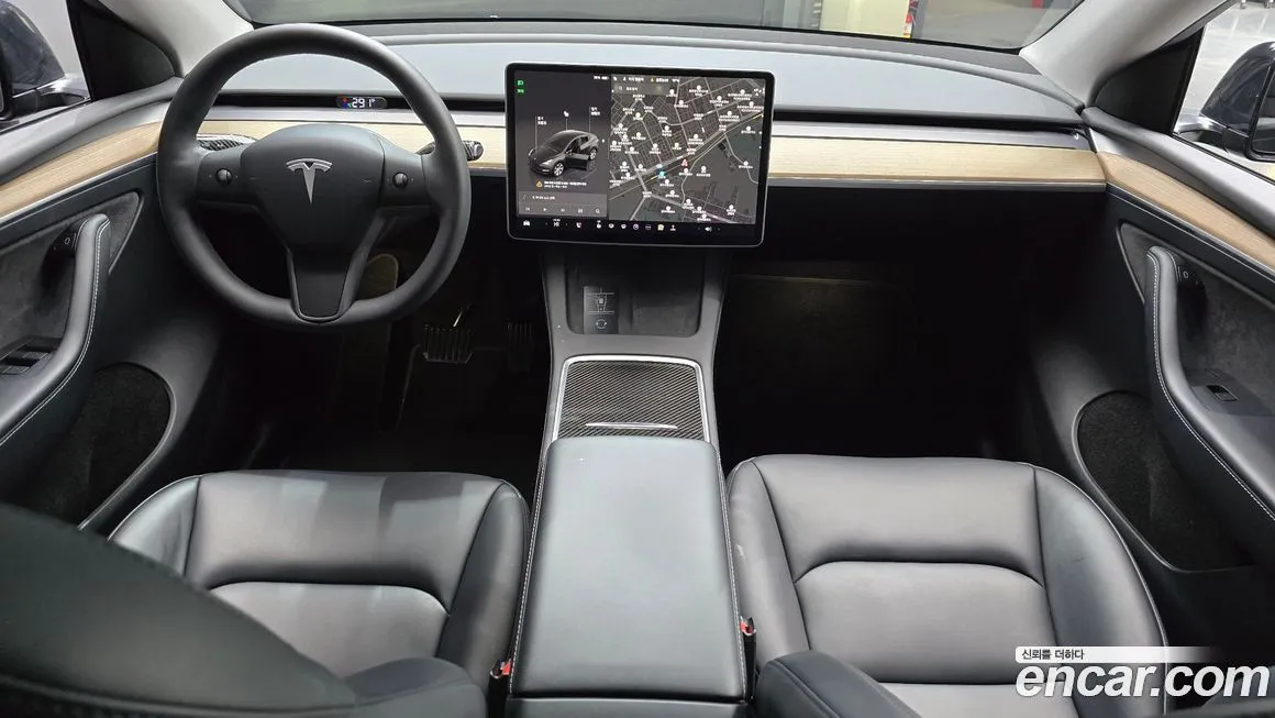 Tesla Model Y 2023 из KR, фото 10