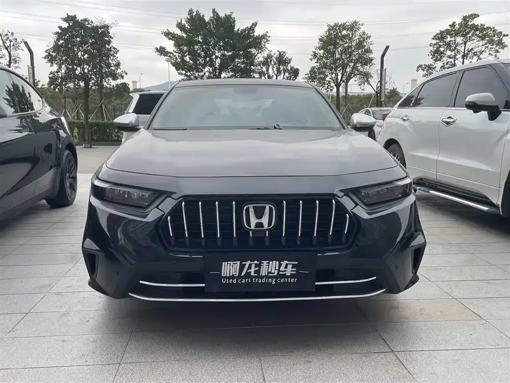 Honda Inspire — фото 8