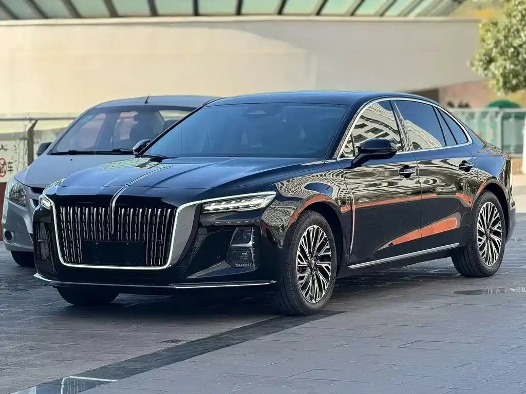 Hongqi H5 — фото 1