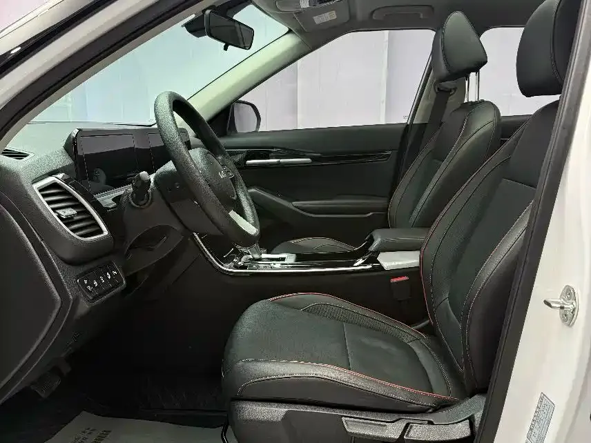 Kia Seltos 2023 из CN, фото 3