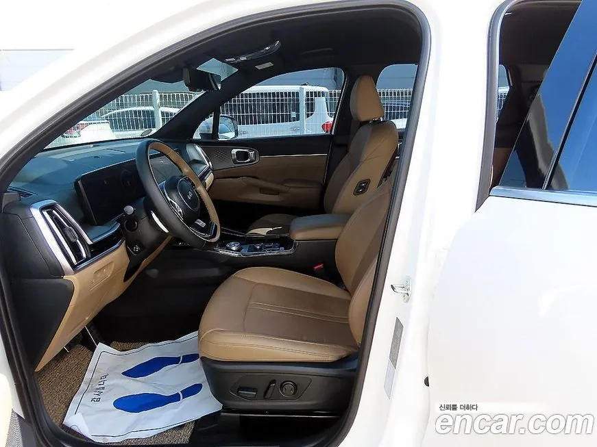 Kia Sorento — фото 10