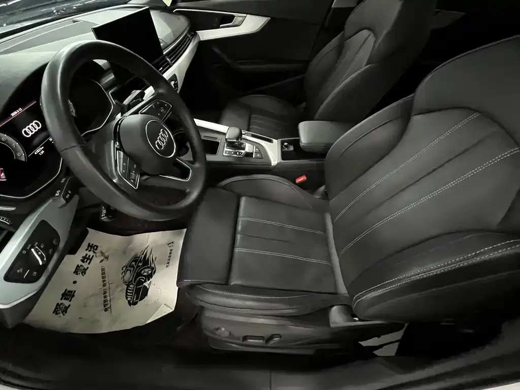 Audi A4L 2021 из CN, фото 8