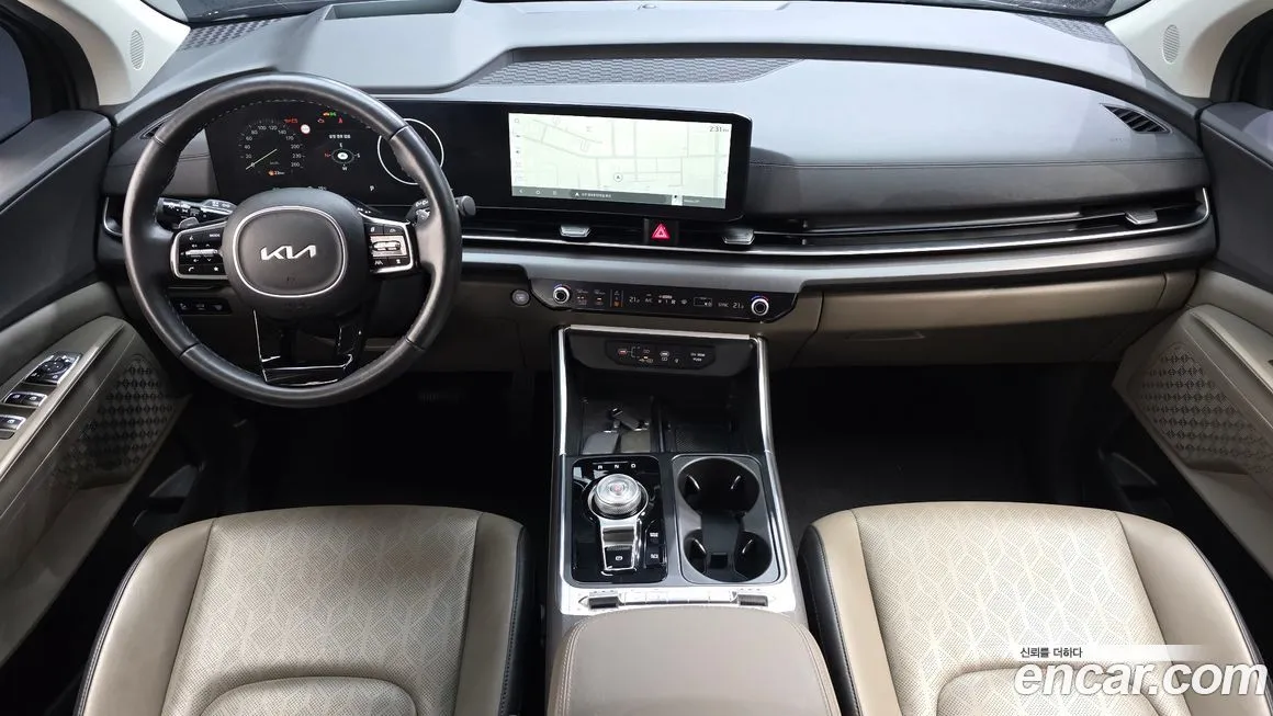 Kia Carnival — фото 10