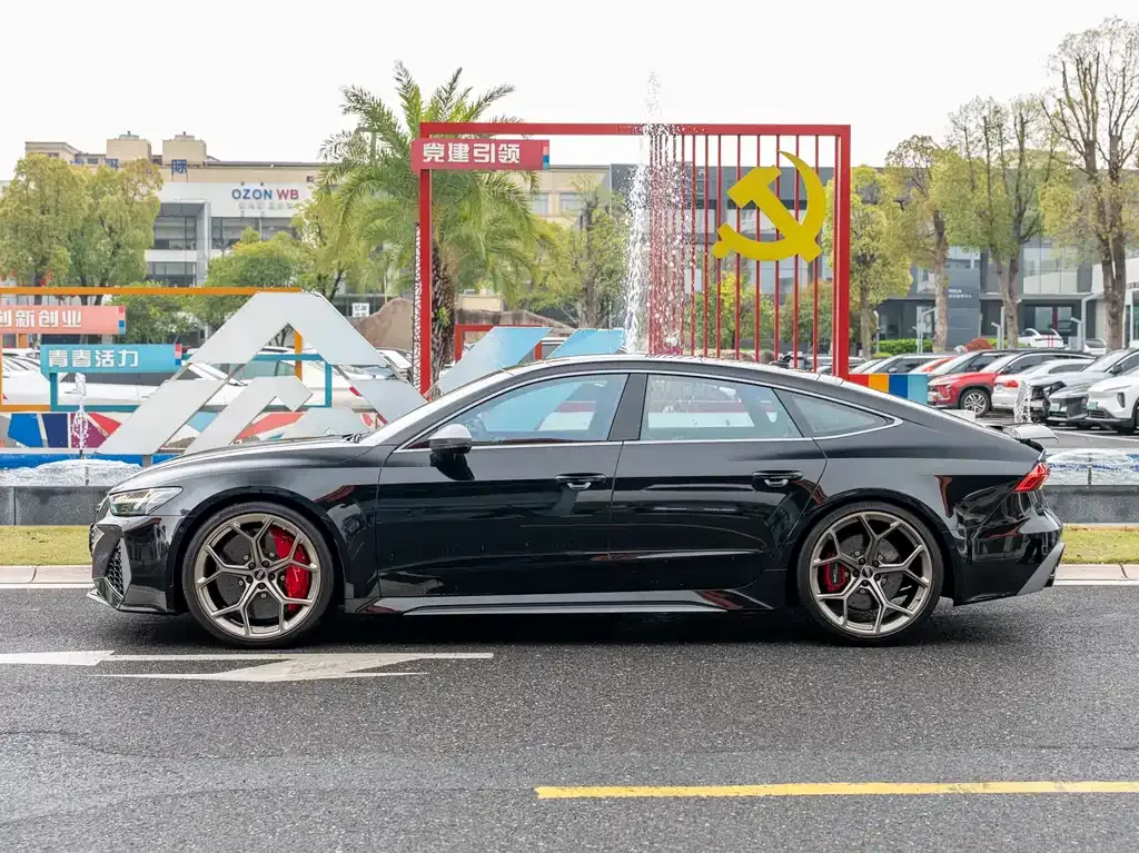 Audi RS 7 — фото 4