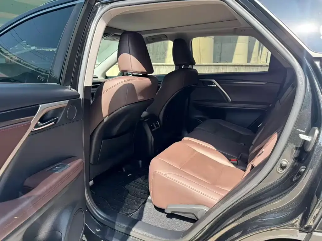 Lexus RX — фото 2