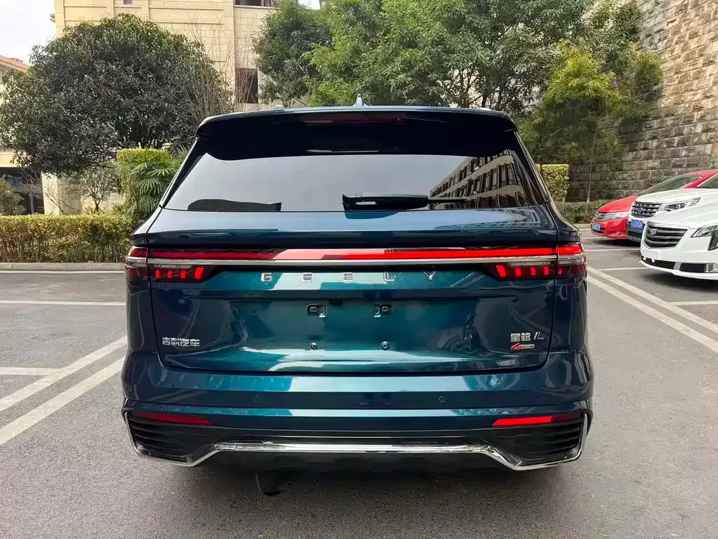 Geely Xingyue L — фото 10