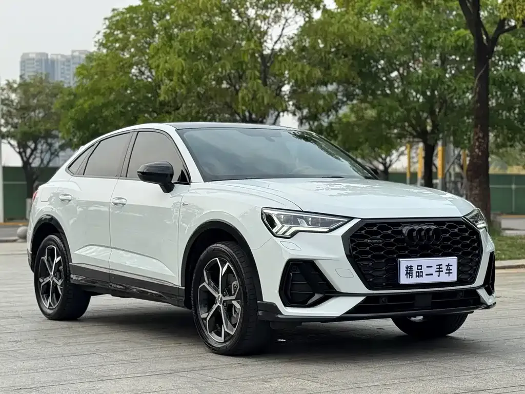 Audi Q3 Sportback — фото 5
