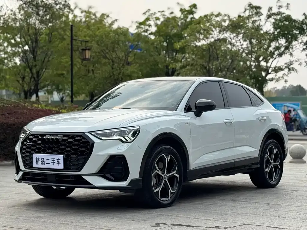 Audi Q3 Sportback — фото 8