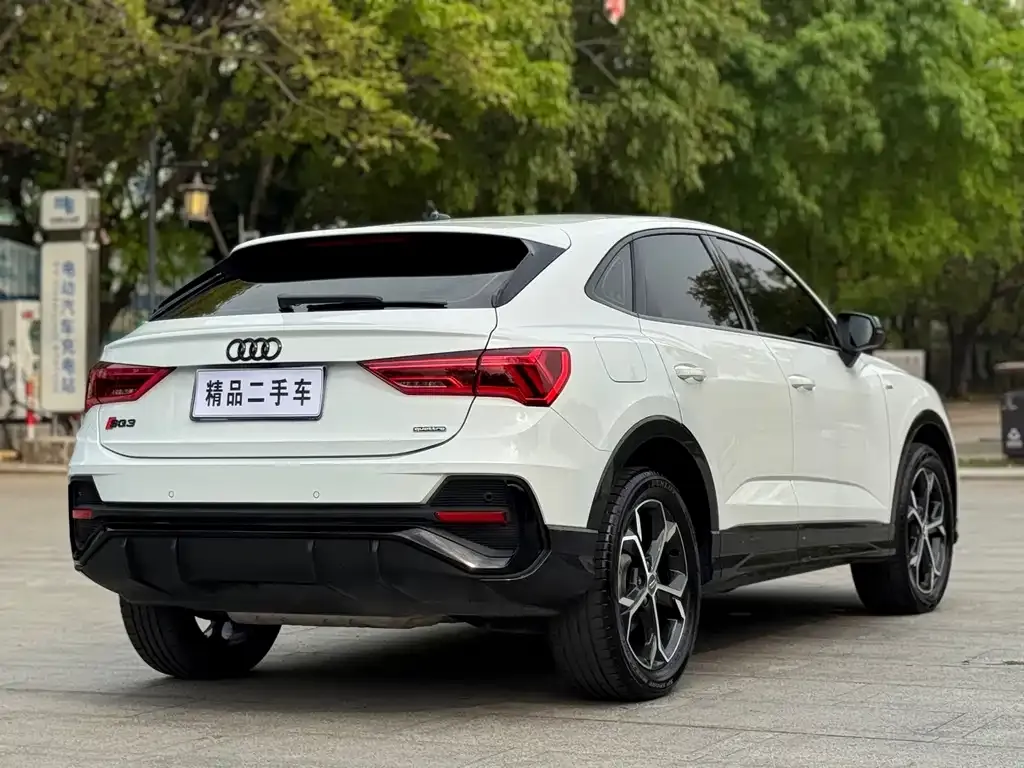 Audi Q3 Sportback — фото 4