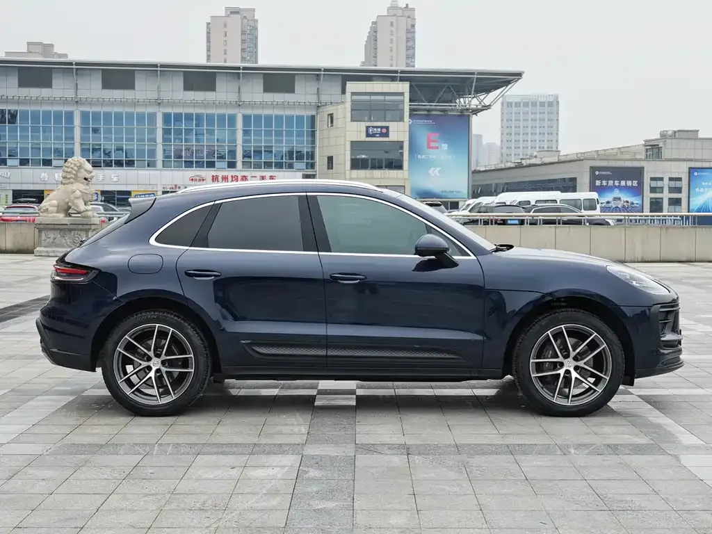 Porsche Macan — фото 6