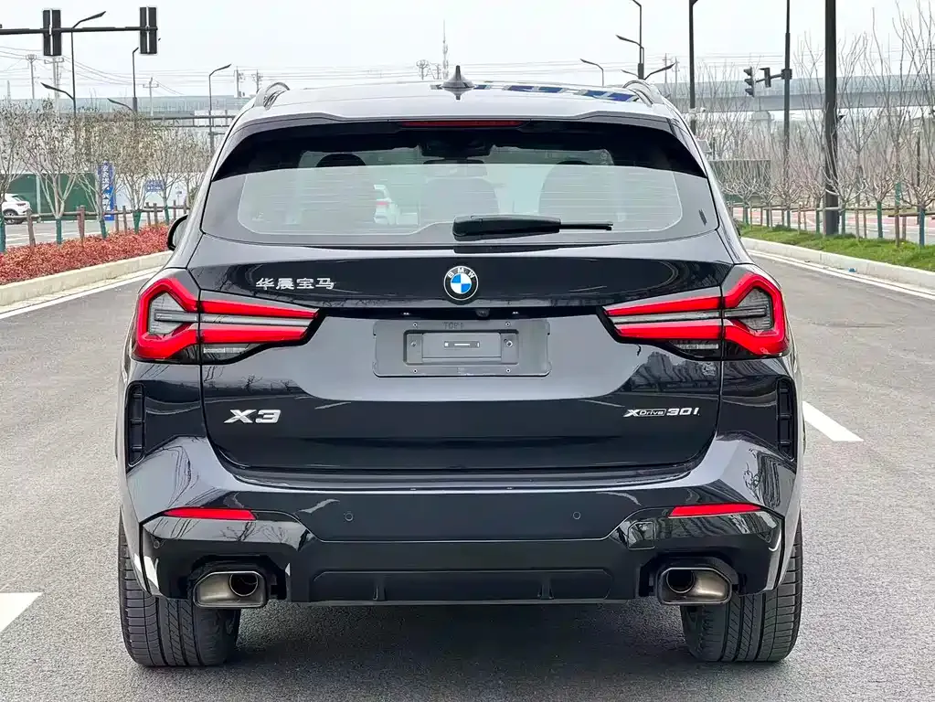 BMW X3 — фото 9