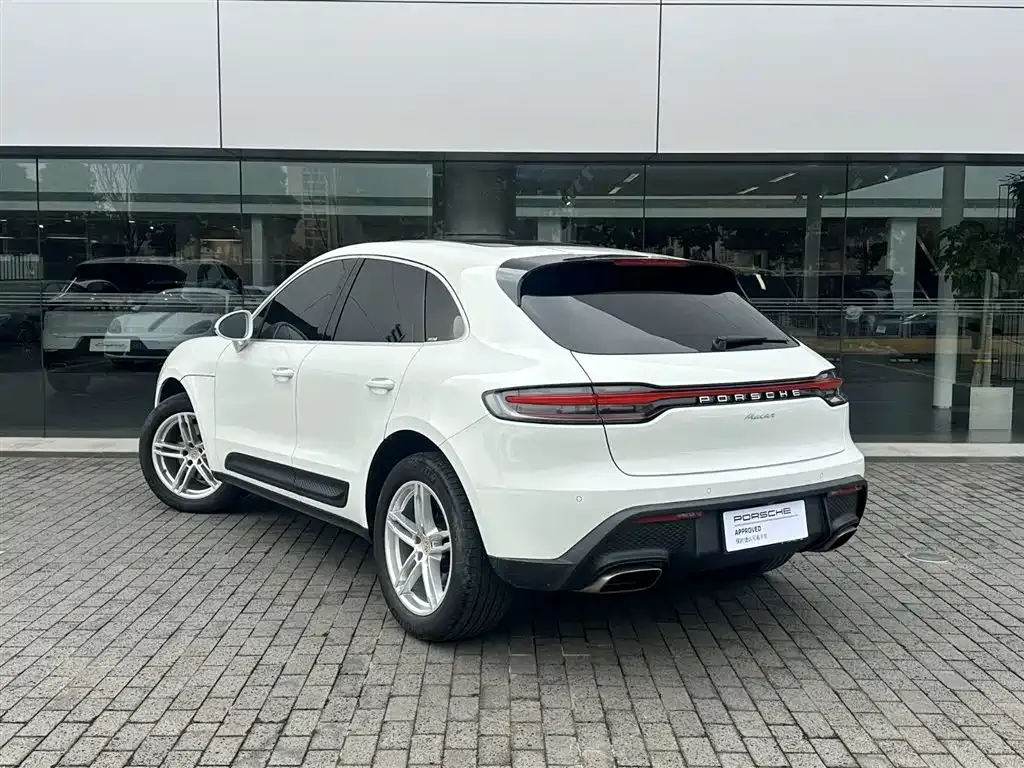 Porsche Macan — фото 6