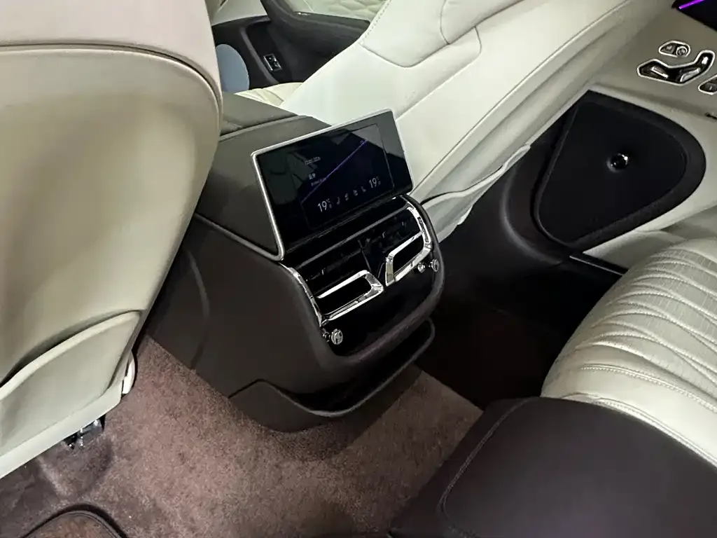 Bentley Flying Spur 2022 из CN, фото 4