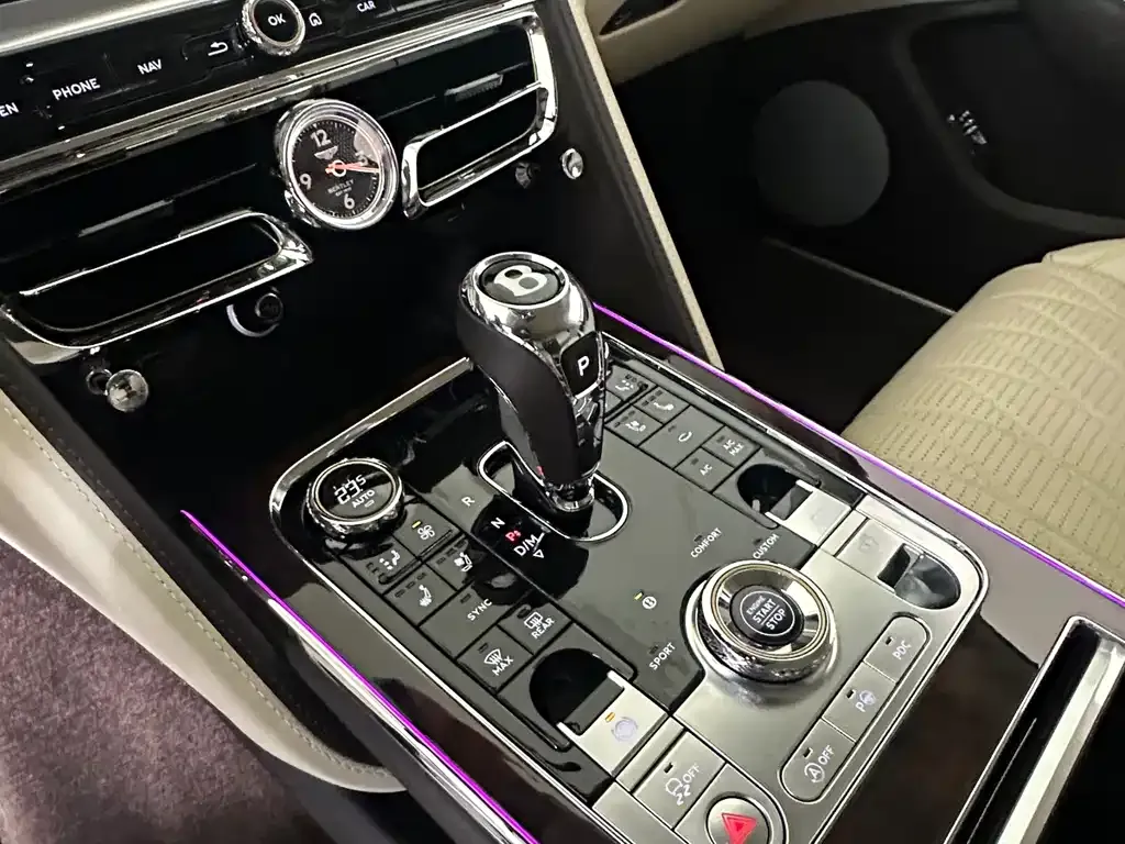 Bentley Flying Spur 2022 из CN, фото 9