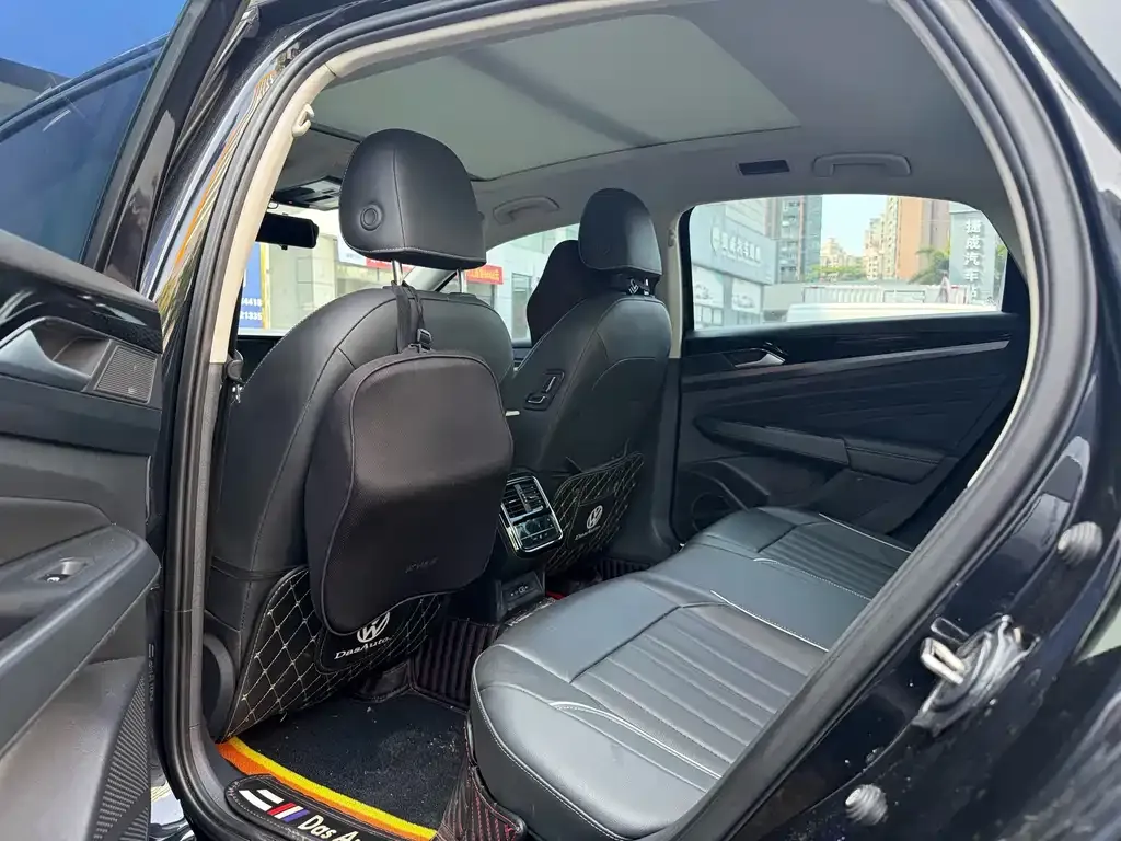 Volkswagen Passat — фото 2