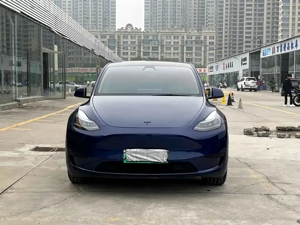 Tesla Model Y — фото 7