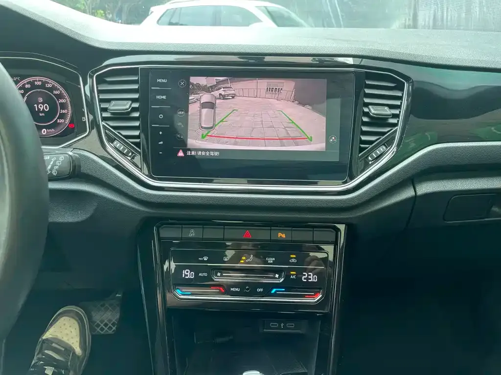 Volkswagen T-Roc 2022 из CN, фото 7