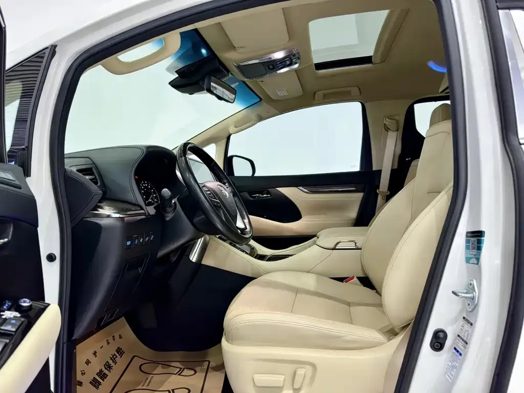 Toyota Alphard 2021 из CN, фото 8