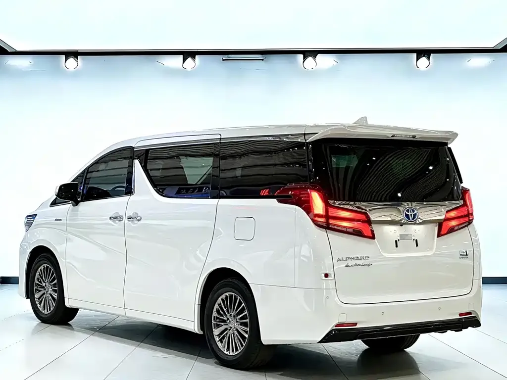 Toyota Alphard 2021 из CN, фото 6