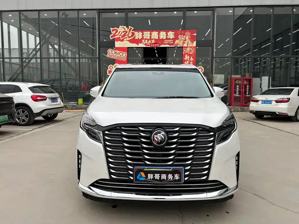 Buick GL8 2023 из CN, фото 5