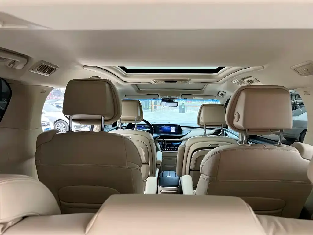 Buick GL8 2023 из CN, фото 7