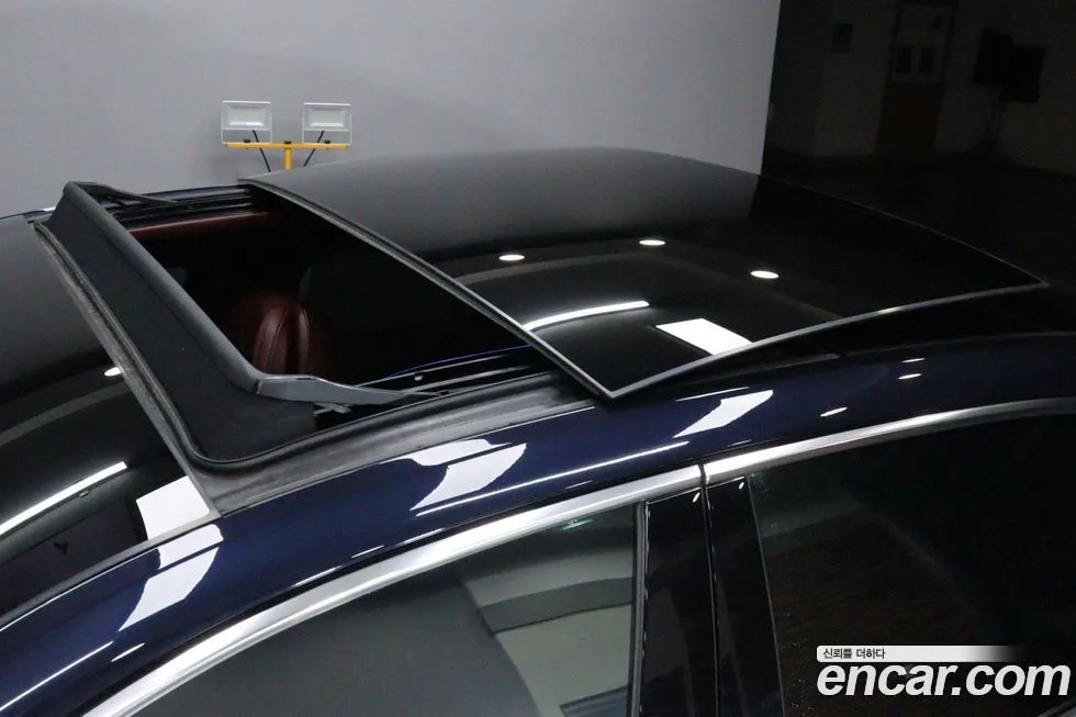 Bentley Flying Spur 2022 из KR, фото 6