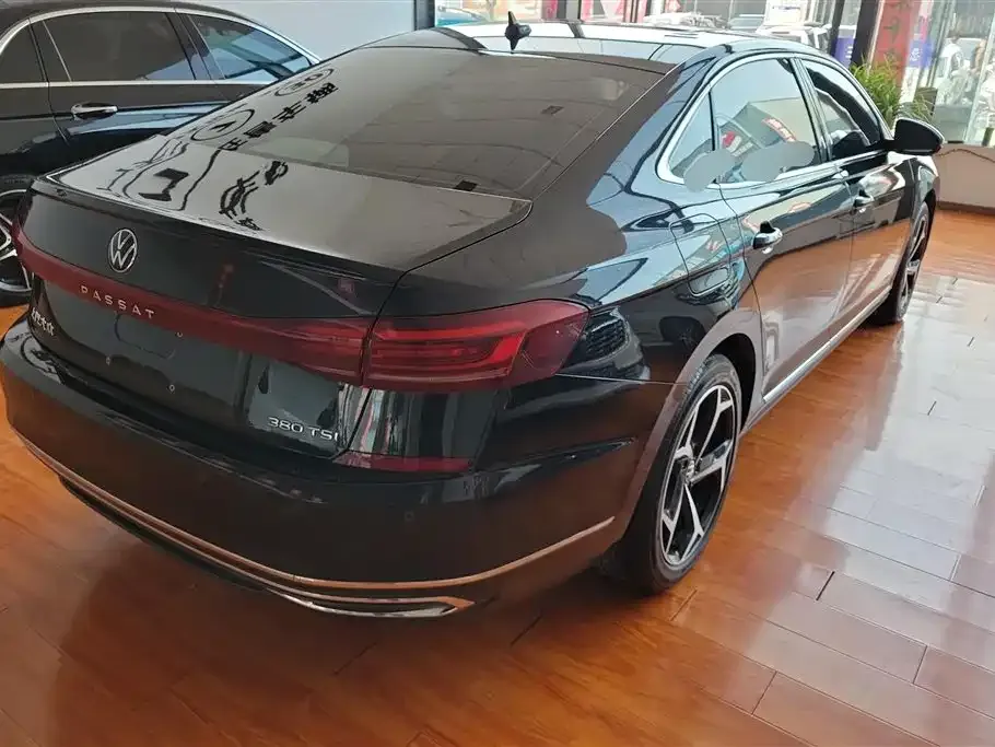 Volkswagen Passat — фото 3