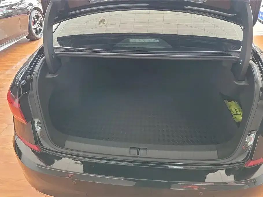Volkswagen Passat — фото 2