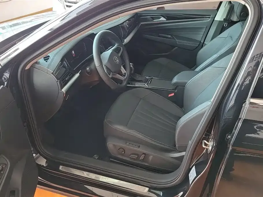 Volkswagen Passat — фото 10