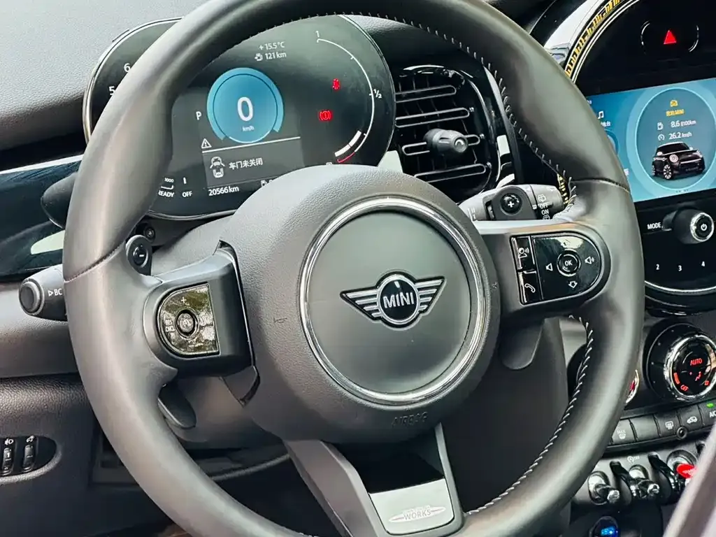 MINI Cooper (3-door) 2021 из CN, фото 2