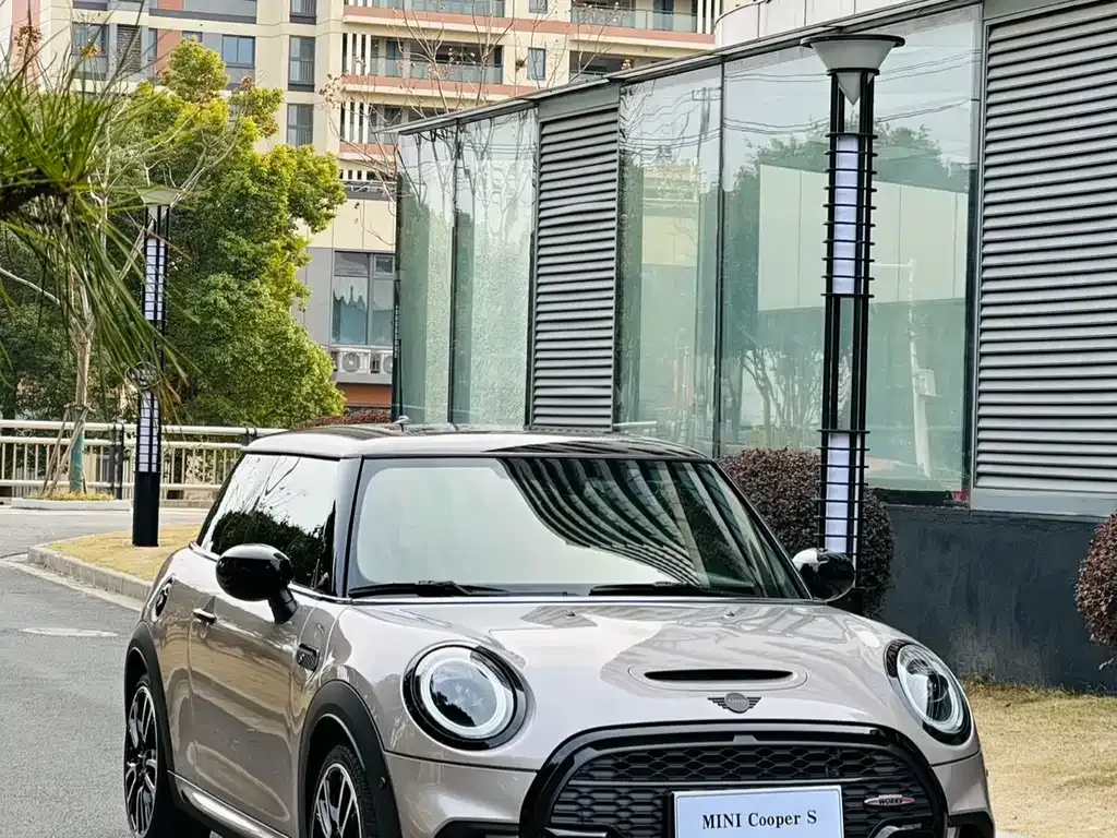 MINI Cooper (3-door) 2021 из CN, фото 4