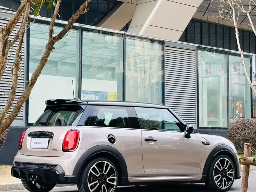MINI Cooper (3-door) 2021 из CN, фото 3