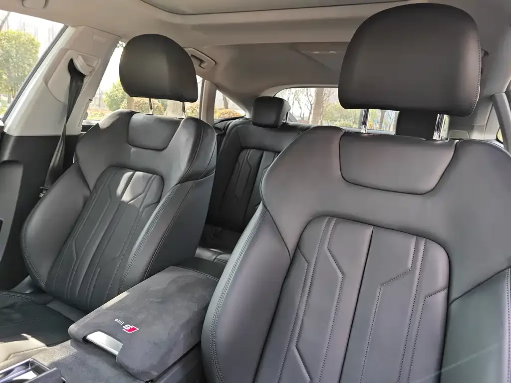 Audi A7 2022 из CN, фото 5