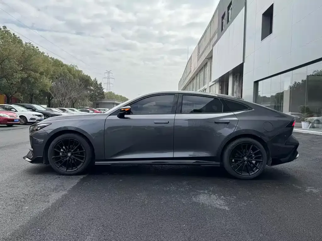 Changan UNI-V 2023 из CN, фото 3