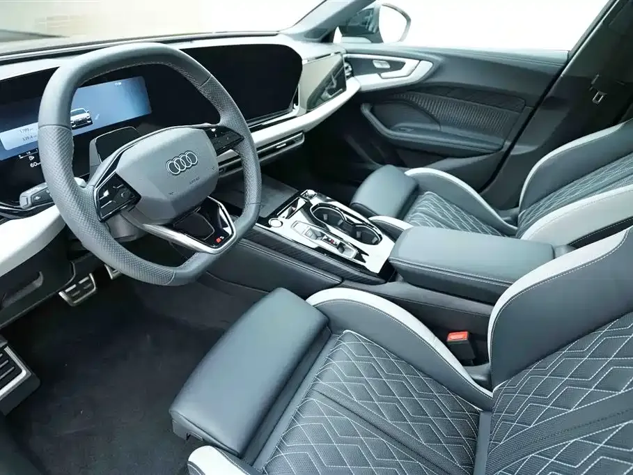 Audi A5L — фото 5