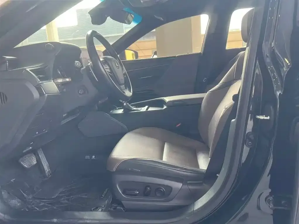 Lexus ES 2024 из CN, фото 2
