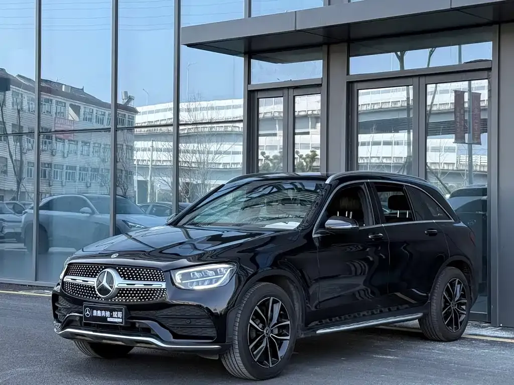 Mercedes-Benz GLC — фото 1
