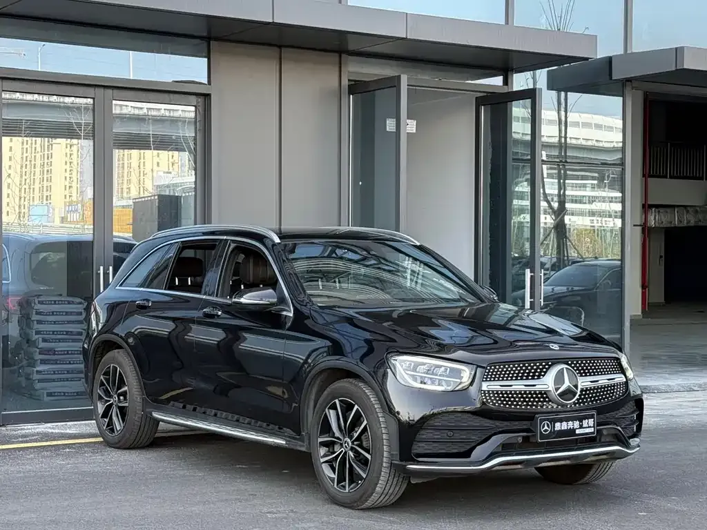 Mercedes-Benz GLC — фото 8