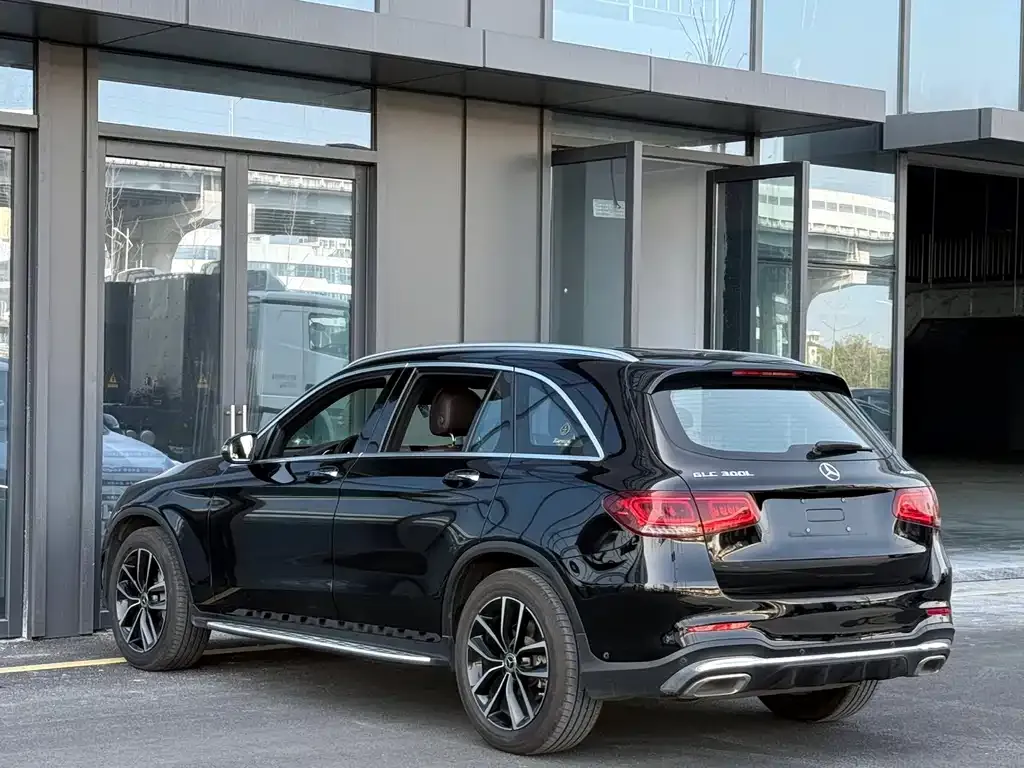 Mercedes-Benz GLC — фото 4