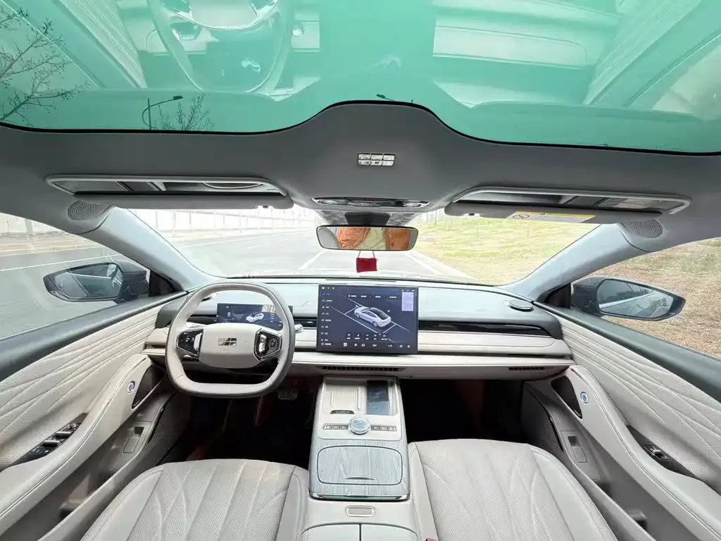 Geely Galaxy Xingyao 8 2025 из CN, фото 4