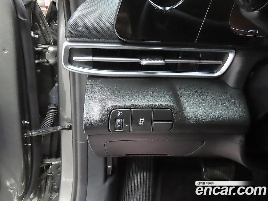 Hyundai AVANTE — фото 2