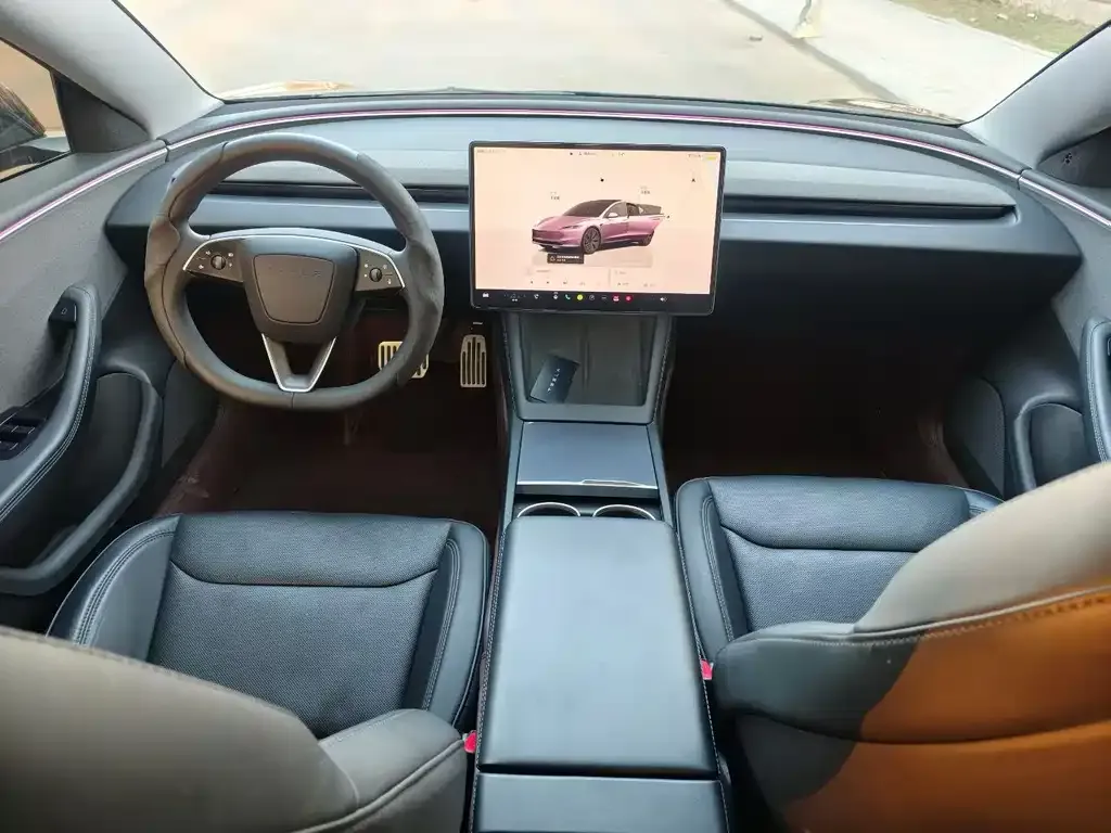 Tesla Model 3 — фото 2