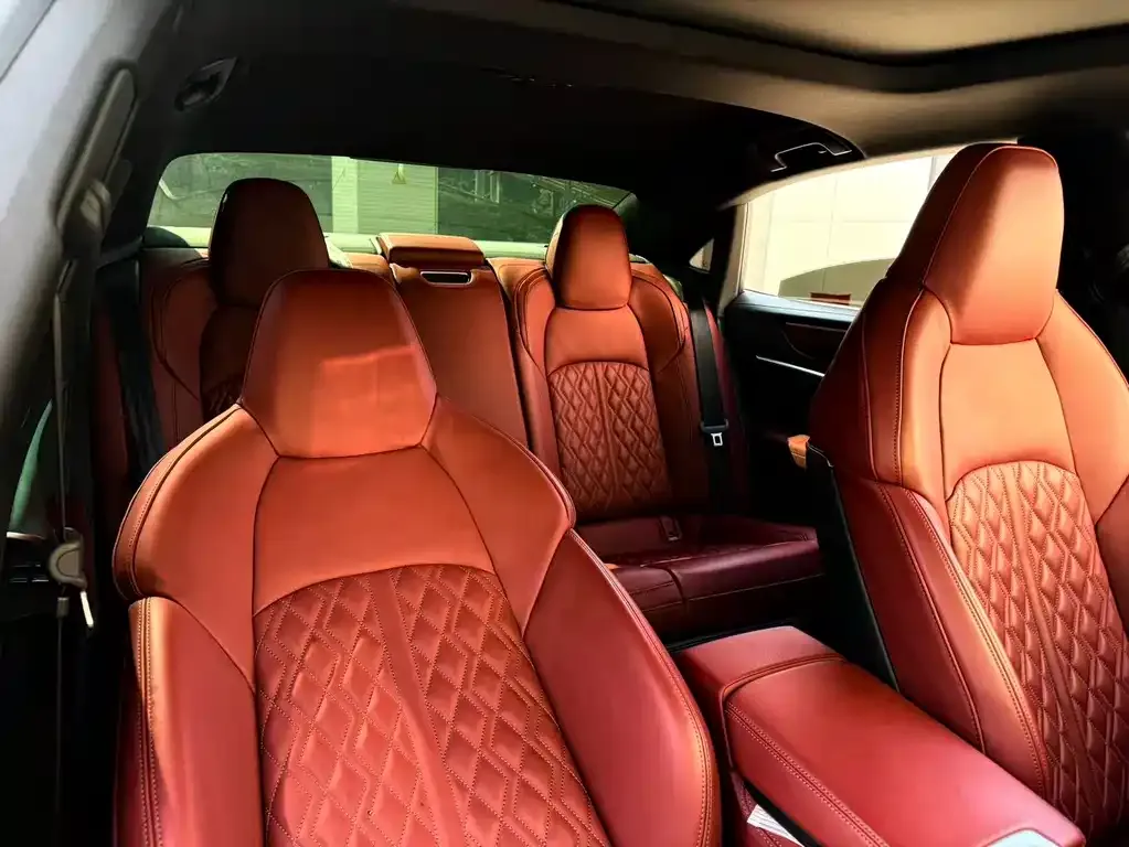 Audi A7L 2024 из CN, фото 8