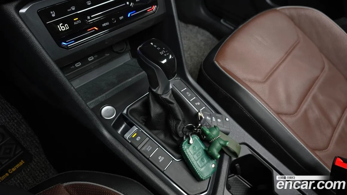 Volkswagen Tiguan — фото 10