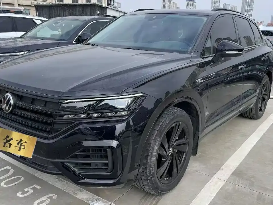 Volkswagen Touareg 2022 из CN, фото 1