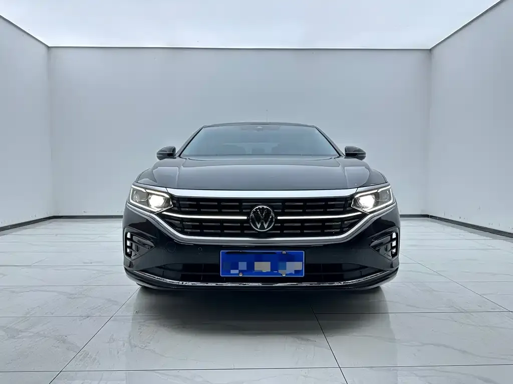 Volkswagen Passat — фото 2