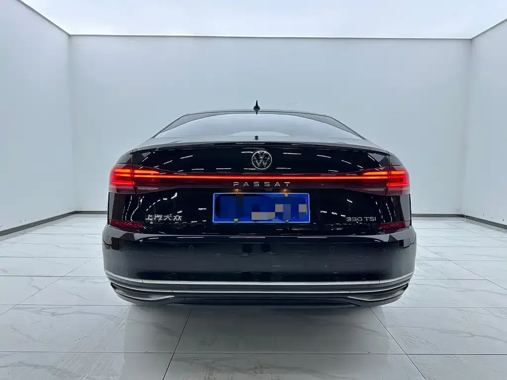 Volkswagen Passat — фото 4